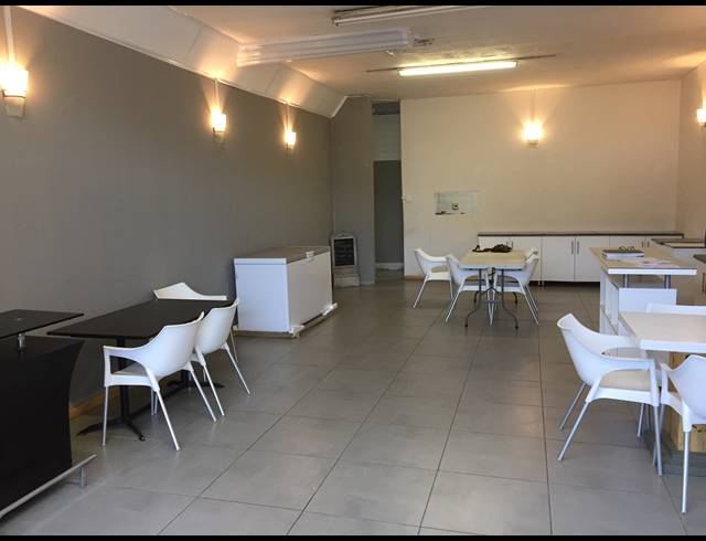 80M² RETAIL RENTED IN RICHMOND HILL